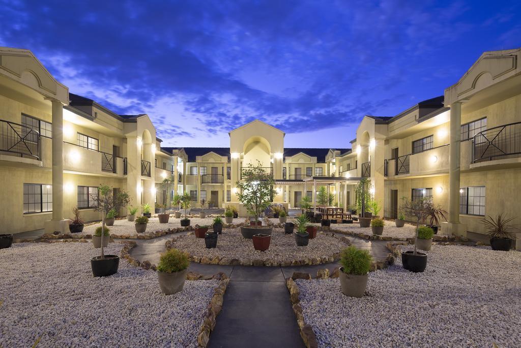 Canberra Parklands Central Apartment Hotel Official Екстериор снимка