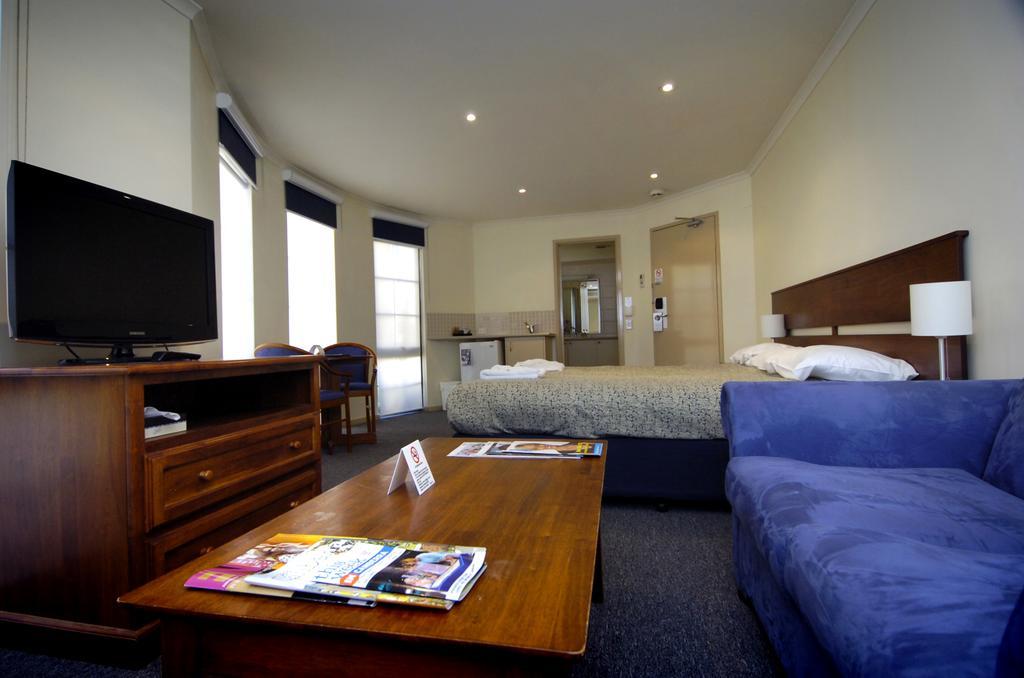 Canberra Parklands Central Apartment Hotel Official Екстериор снимка