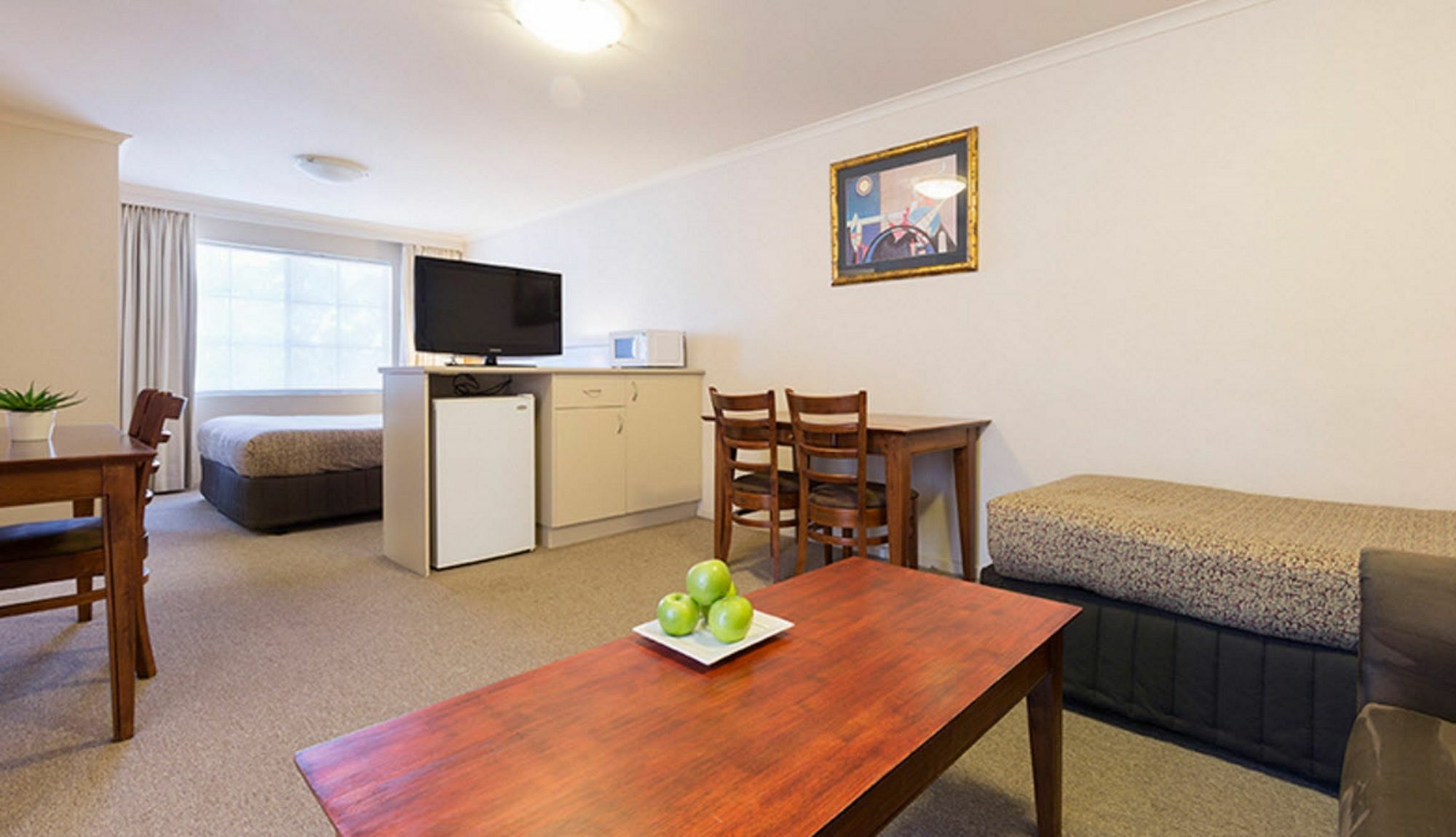 Canberra Parklands Central Apartment Hotel Official Екстериор снимка