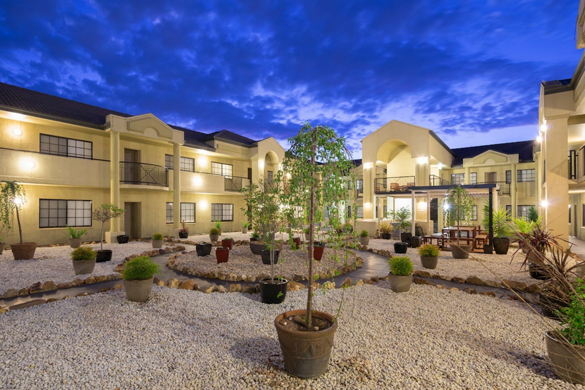 Canberra Parklands Central Apartment Hotel Official Екстериор снимка