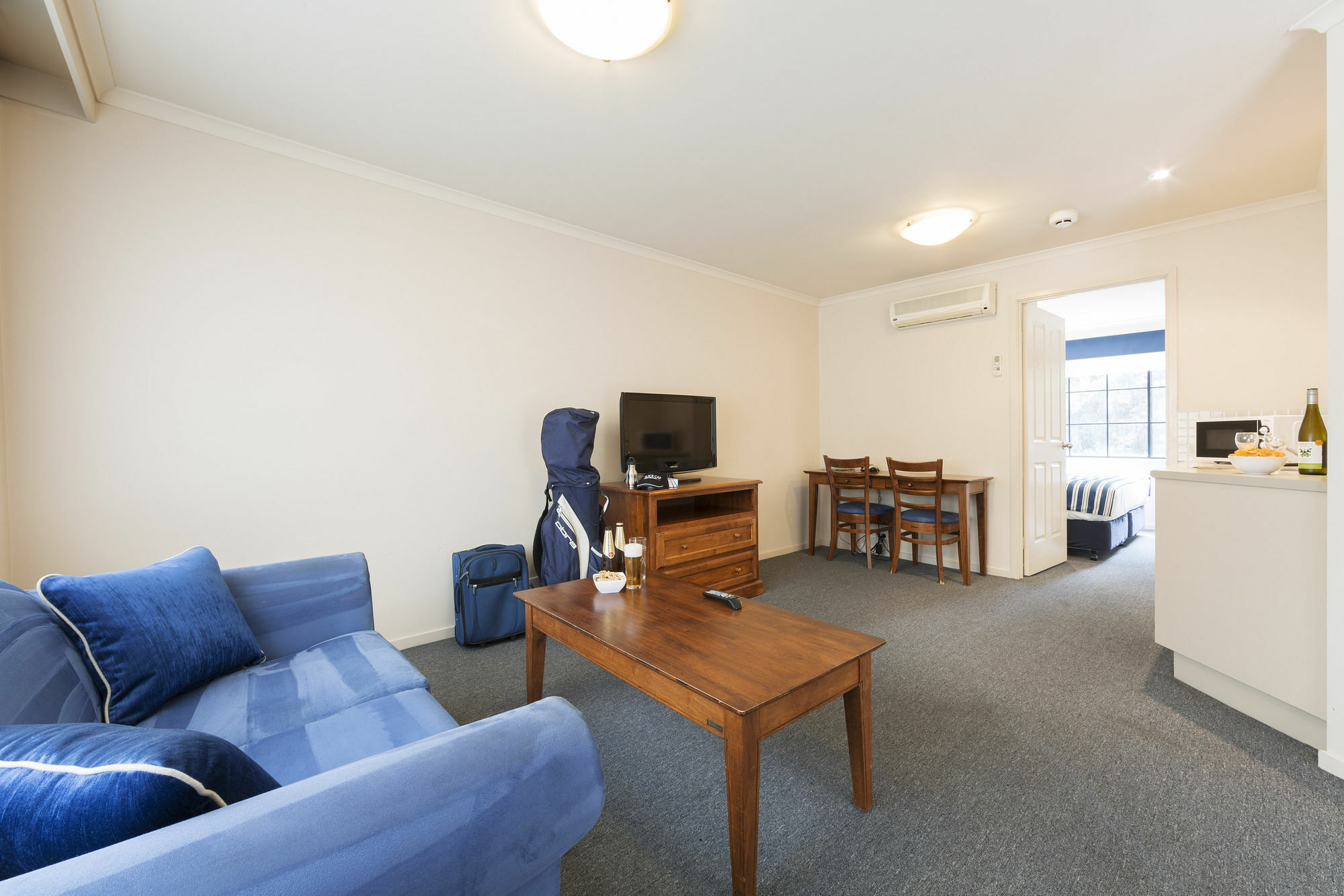 Canberra Parklands Central Apartment Hotel Official Екстериор снимка